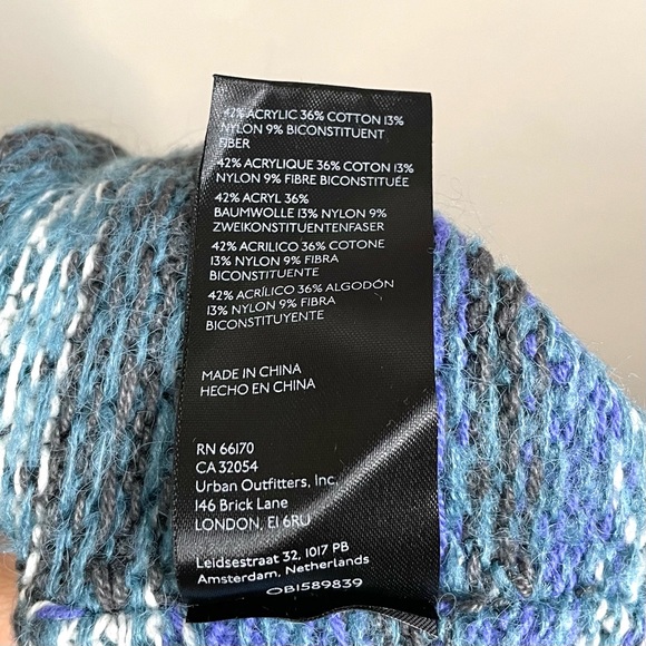 Urban Outfitters BDG Nico Distressed Cropped Jumper - Picture 12 of 13